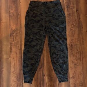 Camo Woman’s Jogger Pants